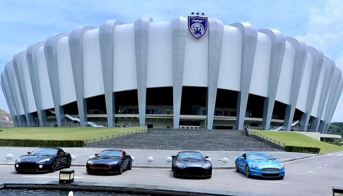 Pernah Dibesut Eks Pelatih Persib, Klub Elite Malaysia Gandeng Aston Martin
